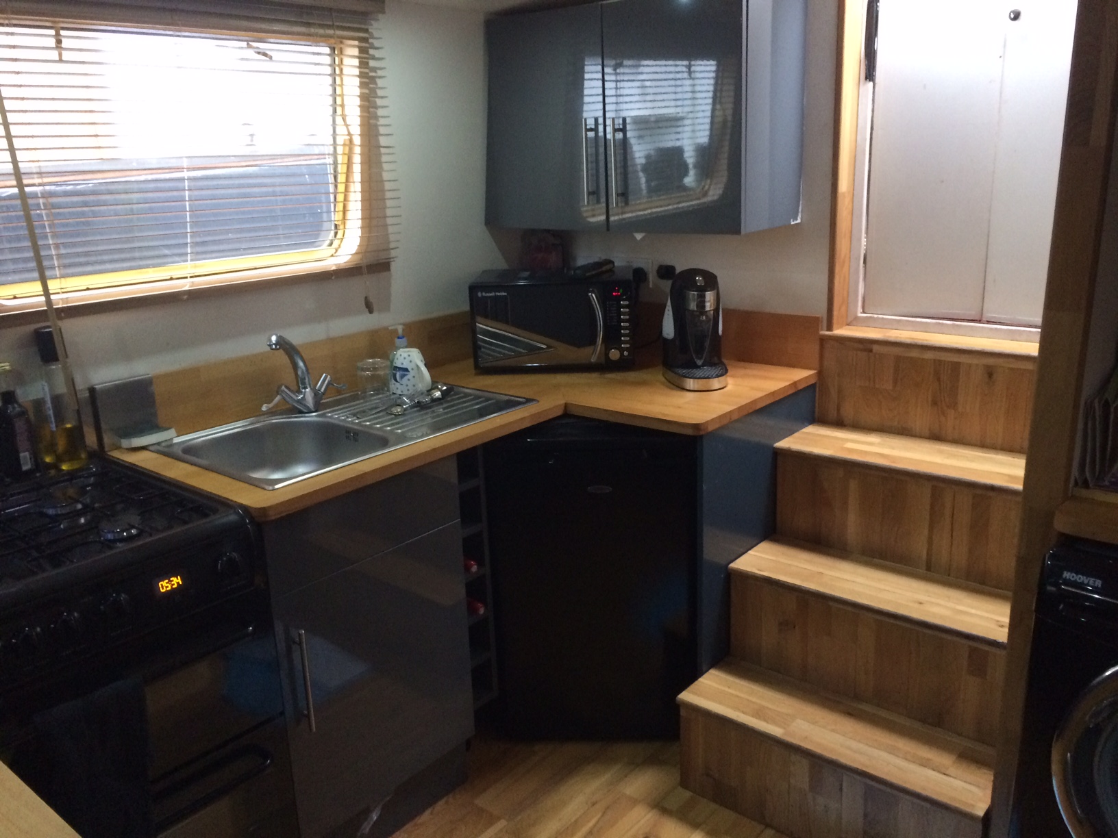 bristol-boat-interior-refurbishments-9