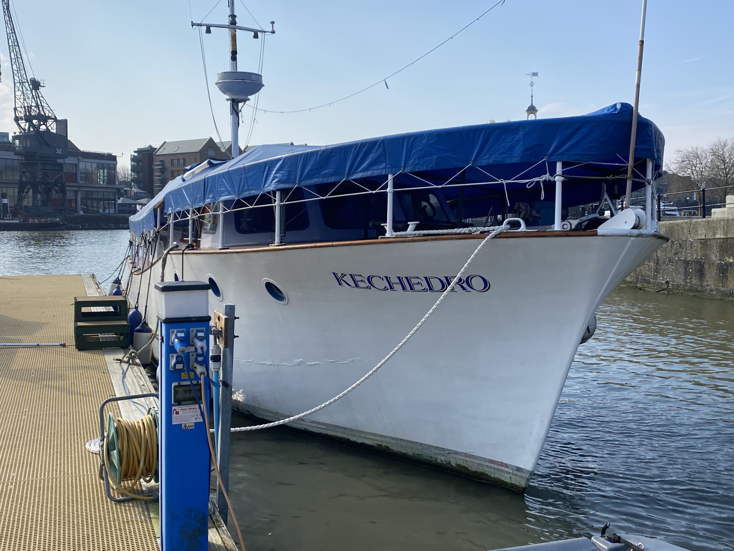Motor Yacht ”Kechedro”