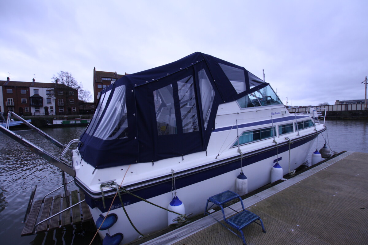 Fairline Phantom 32 – ”Blue Phoenix”