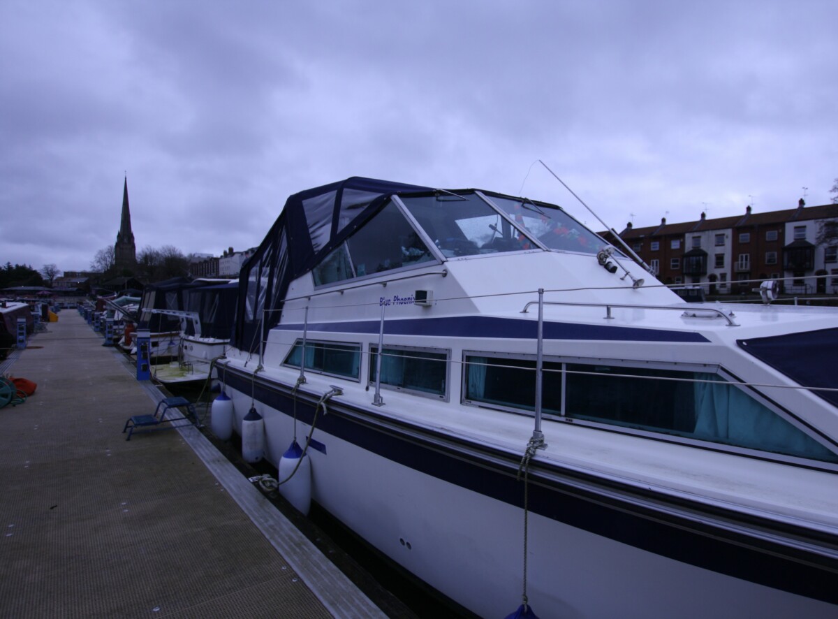 Fairline Phantom 32 – ”Blue Phoenix”