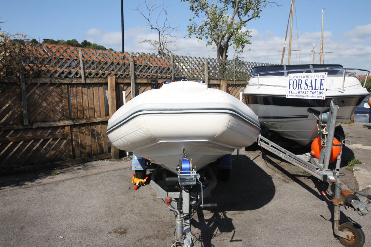 Brig Eagle 380 RIB